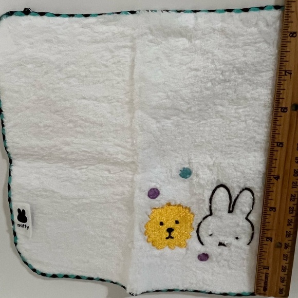 Miffy Hand/Face Towel - Picture 5 of 6